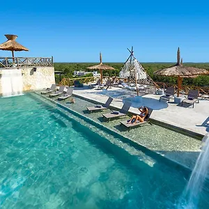Naala Hotell